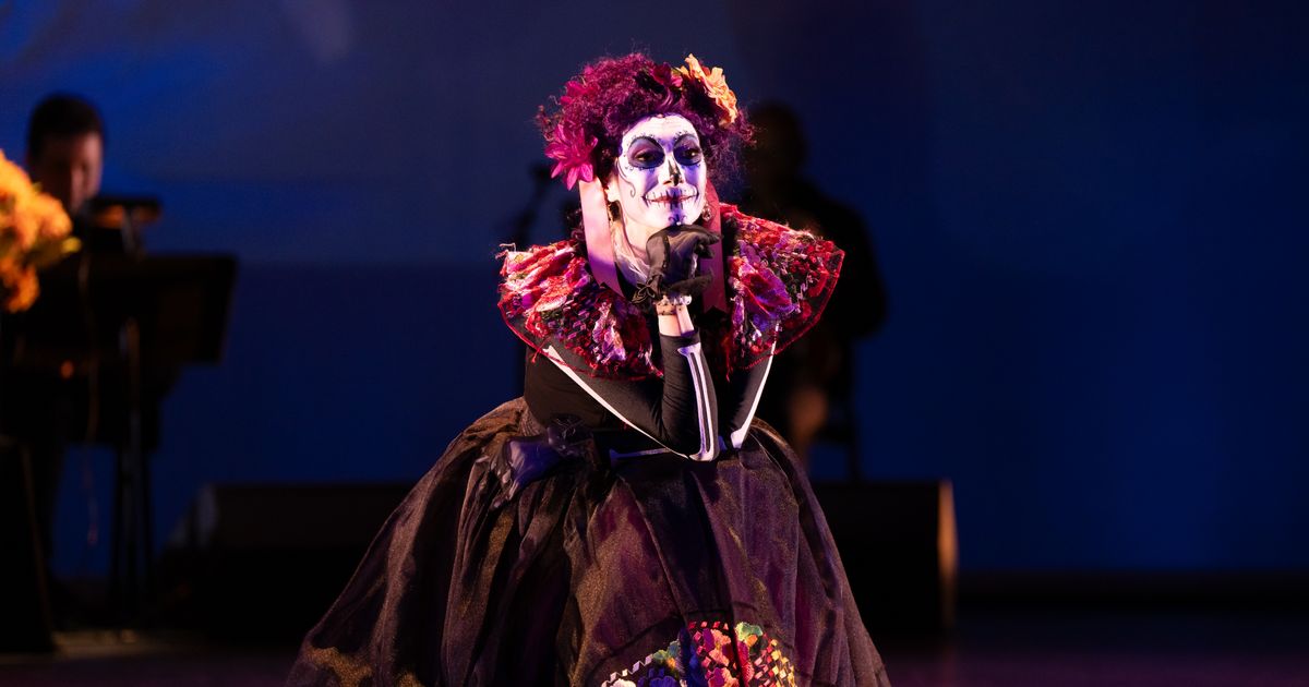 Día de Muertos | Queens Theatre